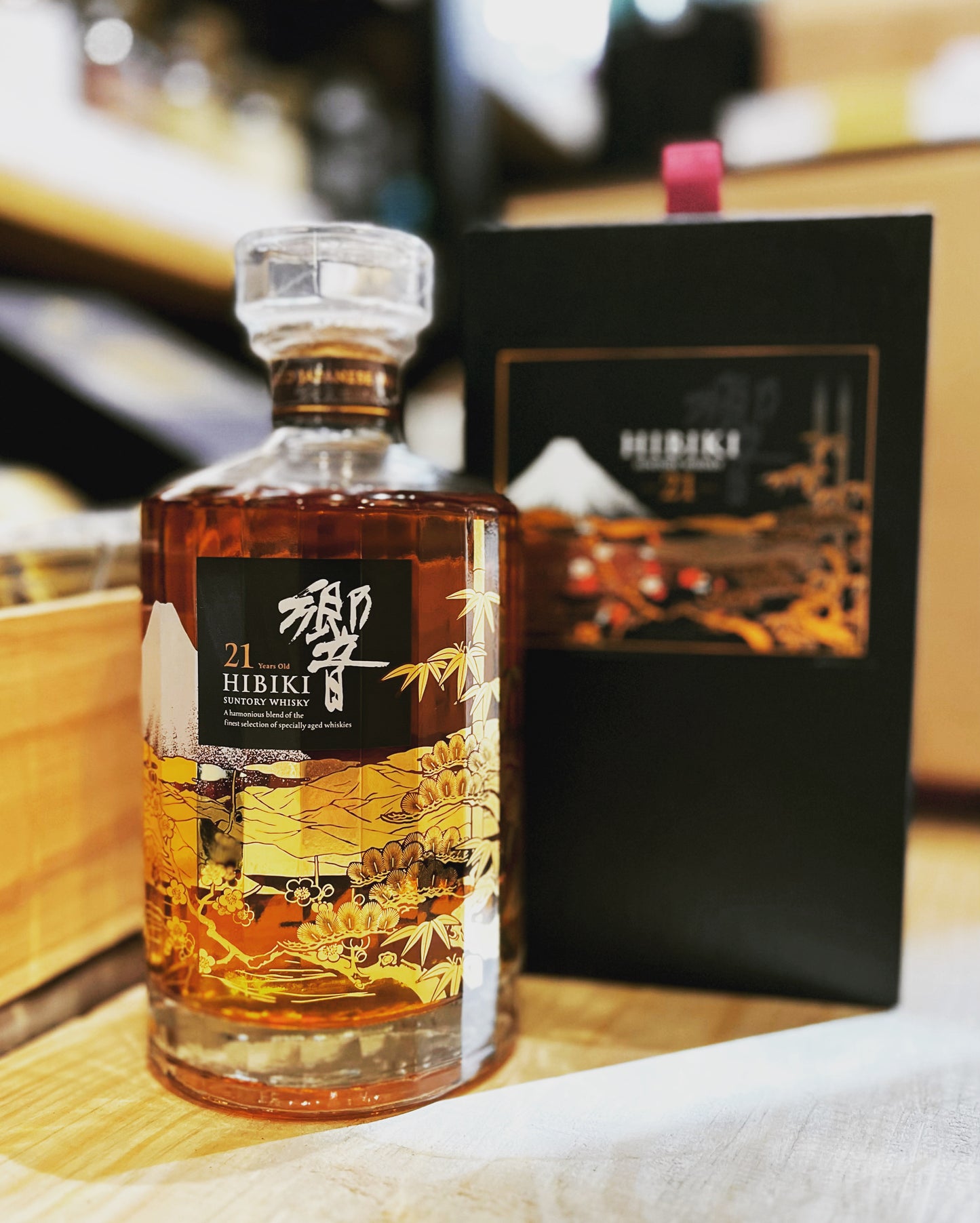 Hibiki 21 Years Kacho Fugetsu Limited Edition 響 21年 飛鳥花月 特別版