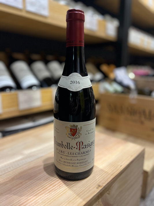 Domaine Alain Hudelot-Noellat Chambolle-Musigny 1er Cru Les Charmes 2016